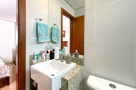 Apartamento à venda com 167m², 3 quartos e 2 vagas Apartamento à venda com 167m², 3 quartos e 2 vagasBanheiro da Suíte