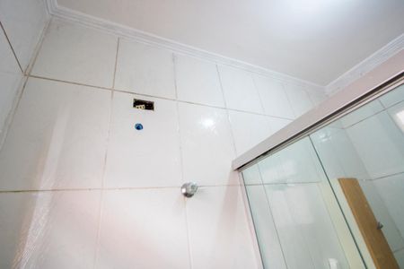Casa à venda com 90m², 2 quartos e 2 vagas Casa à venda com 90m², 2 quartos e 2 vagasBanheiro