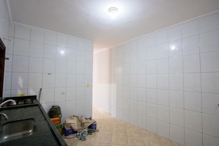 Casa à venda com 90m², 2 quartos e 2 vagas Casa à venda com 90m², 2 quartos e 2 vagasCozinha