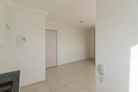 Apartamento à venda com 46m², 2 quartos e 1 vaga Apartamento à venda com 46m², 2 quartos e 1 vagaCozinha e Área de Serviço