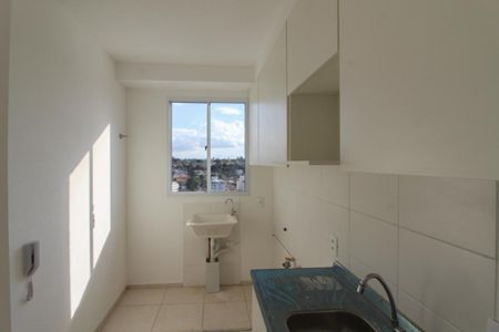 Apartamento à venda com 46m², 2 quartos e 1 vaga Apartamento à venda com 46m², 2 quartos e 1 vagaCozinha e Área de Serviço