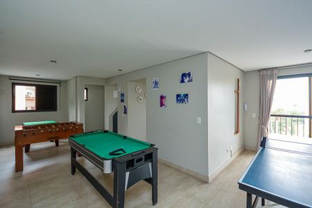 Apartamento à venda com 74m², 3 quartos e 2 vagas Apartamento à venda com 74m², 3 quartos e 2 vagasSalão de jogos