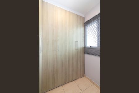 Apartamento à venda com 70m², 3 quartos e 1 vaga Apartamento à venda com 70m², 3 quartos e 1 vagaQuarto de Serviço / Despensa