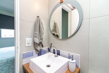 Apartamento à venda com 70m², 3 quartos e 1 vaga Apartamento à venda com 70m², 3 quartos e 1 vagaBanheiro da Suíte