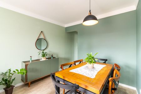 Apartamento à venda com 70m², 3 quartos e 1 vaga Apartamento à venda com 70m², 3 quartos e 1 vagaSala de Jantar