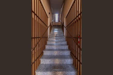 Apartamento à venda com 37m², 2 quartos e sem vagaÁrea Comum - Escada
