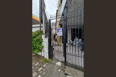 Fachada  de casa para alugar com 1 quarto, 150m² em Vila Conde do Pinhal, São Paulo