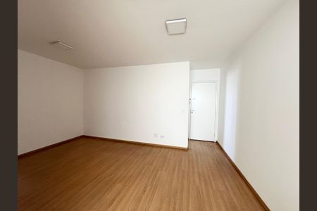 Apartamento à venda com 82m², 3 quartos e 2 vagasSala