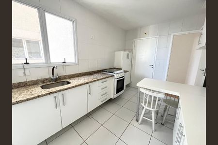 Apartamento à venda com 82m², 3 quartos e 2 vagasCozinha