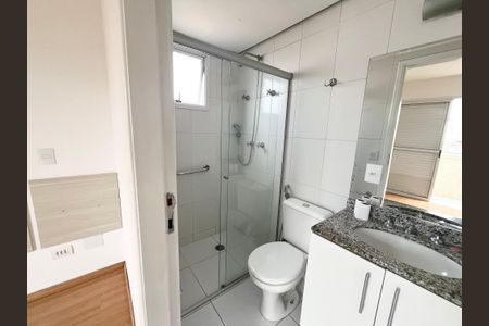 Apartamento à venda com 82m², 3 quartos e 2 vagasBanheiro suíte 