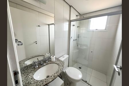Apartamento à venda com 82m², 3 quartos e 2 vagasBanheiro 