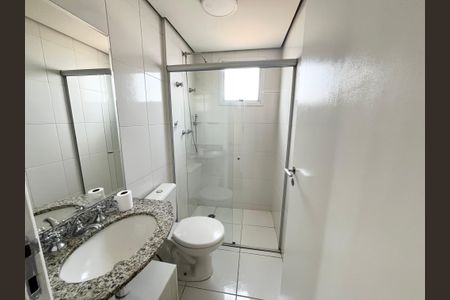 Apartamento à venda com 82m², 3 quartos e 2 vagasBanheiro 