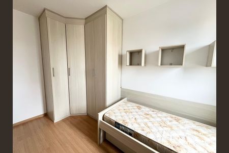Apartamento à venda com 82m², 3 quartos e 2 vagasQuarto