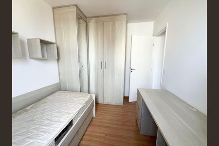Apartamento à venda com 82m², 3 quartos e 2 vagasQuarto