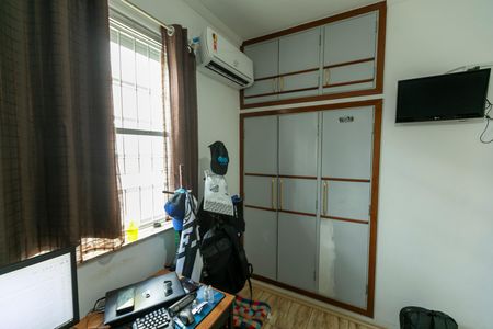 Casa à venda com 318m², 4 quartos e 2 vagasQUARTO 3