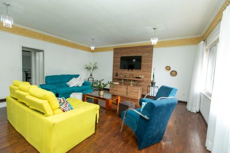 SALA DE ESTAR de casa à venda com 4 quartos, 318m² em Jardim Chapadão, Campinas