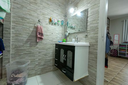 Casa à venda com 318m², 4 quartos e 2 vagasBANHEIRO SUITE