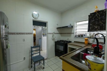 Casa à venda com 318m², 4 quartos e 2 vagasCOZINHA