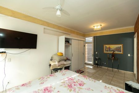 Casa à venda com 318m², 4 quartos e 2 vagasQUARTO 1