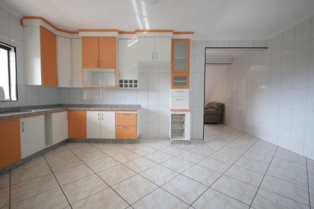 Casa para alugar com 311m², 3 quartos e 1 vagaCozinha