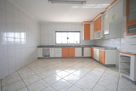 Casa para alugar com 311m², 3 quartos e 1 vagaCozinha