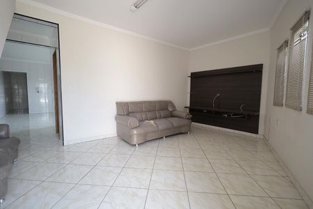 Casa para alugar com 311m², 3 quartos e 1 vagaSala