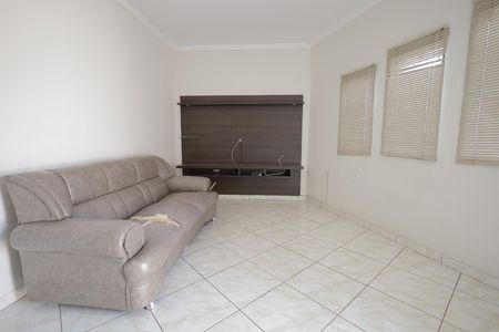 Casa para alugar com 311m², 3 quartos e 1 vagaSala