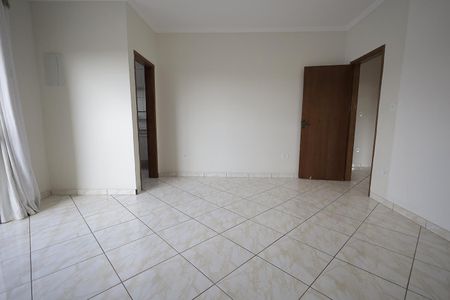 Casa para alugar com 311m², 3 quartos e 1 vagaQuarto Suíte