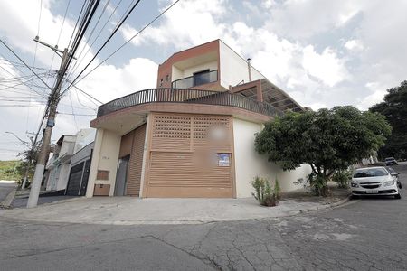 Casa para alugar com 311m², 3 quartos e 1 vagaFachada