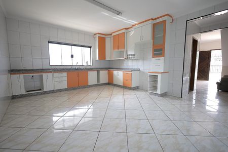 Casa para alugar com 311m², 3 quartos e 1 vagaCozinha