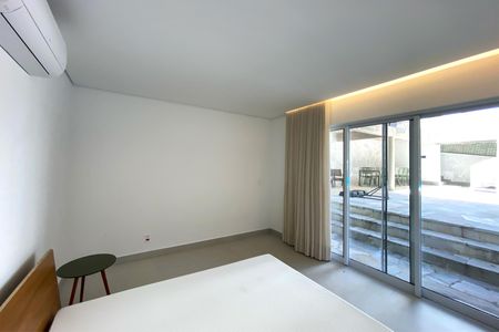 Casa de condomínio à venda com 488m², 4 quartos e 4 vagasQuarto 4
