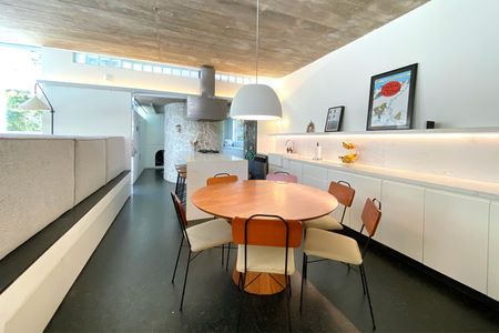Casa de condomínio à venda com 488m², 4 quartos e 4 vagasSala de Jantar