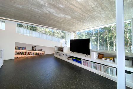 Casa de condomínio à venda com 488m², 4 quartos e 4 vagasSala
