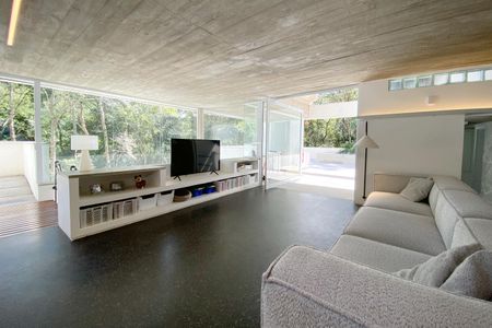 Casa de condomínio à venda com 488m², 4 quartos e 4 vagasSala