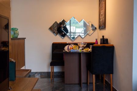 Sala de apartamento para alugar com 1 quarto, 60m² em São Francisco Xavier, Rio de Janeiro