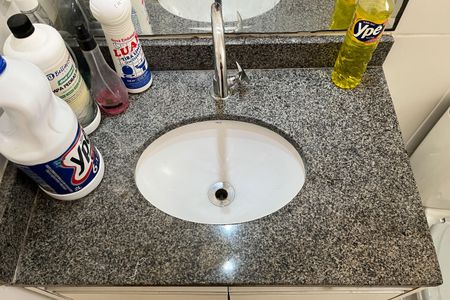 Apartamento para alugar com 49m², 2 quartos e 1 vagaBanheiro