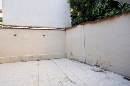Casa para alugar com 180m², 2 quartos e 2 vagasÁrea de Serviço