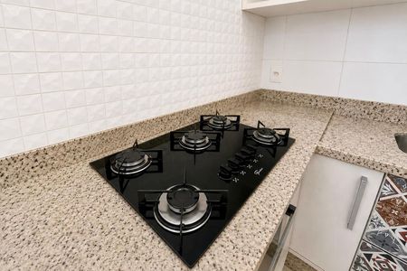Cozinha de casa para alugar com 2 quartos, 110m² em Chácara Pavoeiro, Cotia