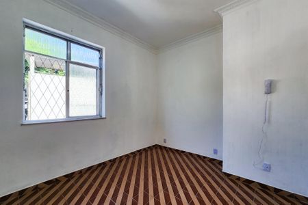 Sala  de casa de condomínio para alugar com 2 quartos, 60m² em Benfica, Rio de Janeiro