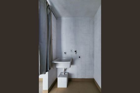 Casa de condomínio para alugar com 60m², 2 quartos e 1 vagaÁrea de Serviço 