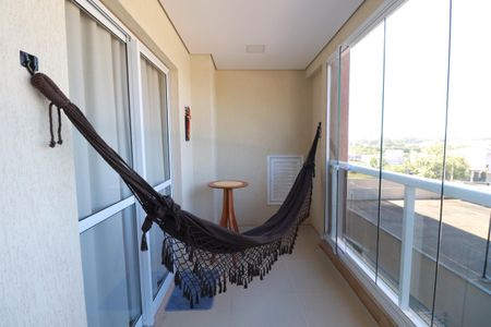 Apartamento para alugar com 72m², 2 quartos e 2 vagasVaranda 