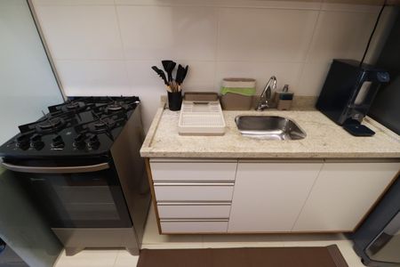 Apartamento para alugar com 72m², 2 quartos e 2 vagasCozinha 
