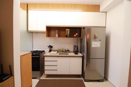 Apartamento para alugar com 72m², 2 quartos e 2 vagasCozinha 