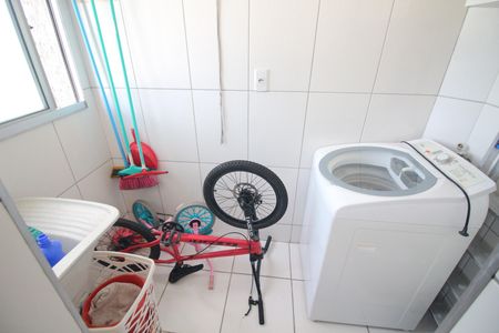 Apartamento para alugar com 60m², 2 quartos e 1 vagaÁrea de Serviço