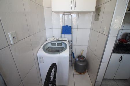 Apartamento para alugar com 60m², 2 quartos e 1 vagaÁrea de Serviço