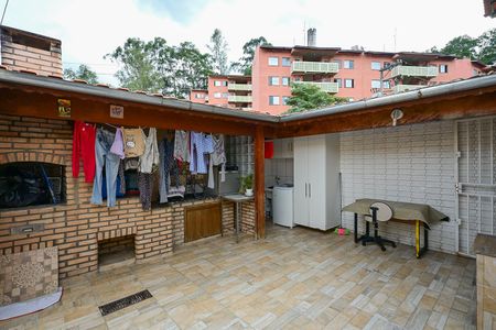Casa de condomínio para alugar com 123m², 2 quartos e 2 vagasChurrasqueira