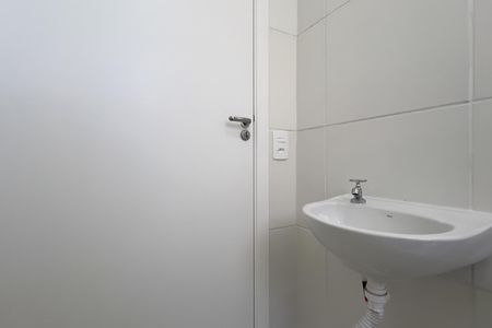 Apartamento para alugar com 44m², 2 quartos e sem vagaBanheiro