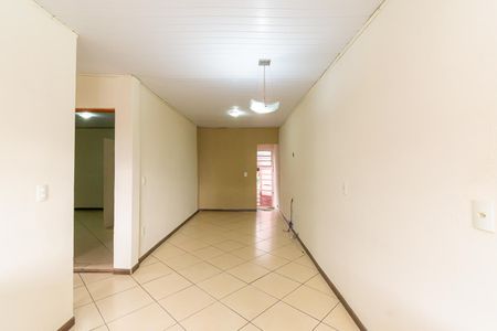 Casa para alugar com 82m², 2 quartos e 1 vagaSala