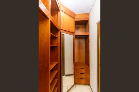 Casa para alugar com 82m², 2 quartos e 1 vagaSuíte - Closet