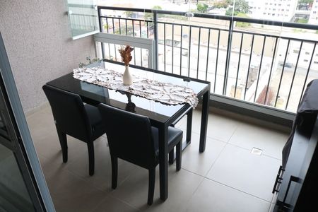 Apartamento para alugar com 53m², 2 quartos e 1 vagaVaranda